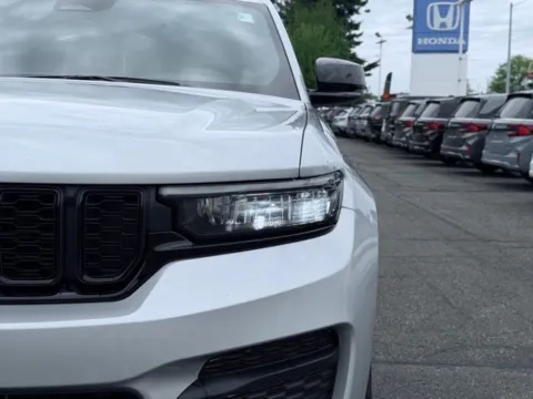 Another view of 2025 Jeep Grand Cherokee Altitude for sale in Kalamazoo, MI at Zeigler BMW of Kalamazoo