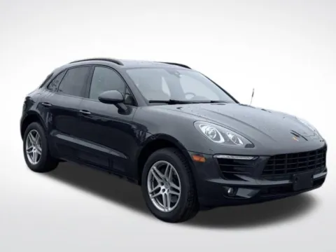 More photos of 2017 Porsche Macan at Zeigler BMW of Kalamazoo, MI