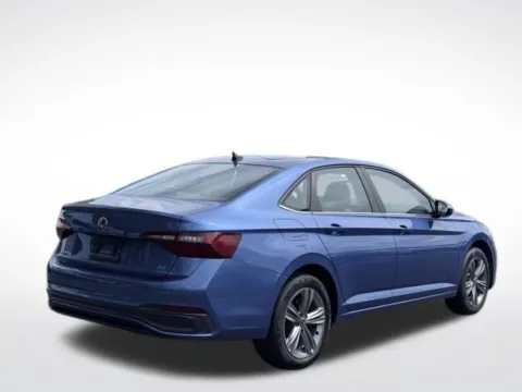 More photos of 2024 Volkswagen Jetta 1.5T SE at Zeigler BMW of Kalamazoo, MI