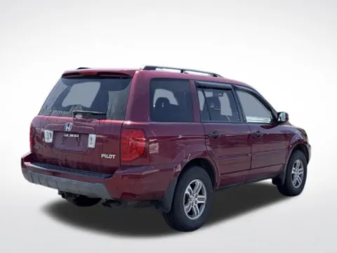 More photos of 2005 Honda Pilot EX at Zeigler BMW of Kalamazoo, MI