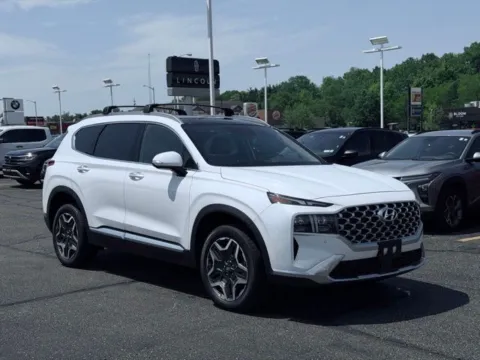 More photos of 2023 Hyundai Santa Fe Limited at Zeigler BMW of Kalamazoo, MI