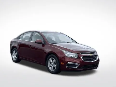 More photos of 2015 Chevrolet Cruze 1LT at Zeigler BMW of Kalamazoo, MI