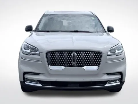 Photos of 2024 Lincoln Aviator Reserve for sale in Kalamazoo, MI at Zeigler BMW of Kalamazoo