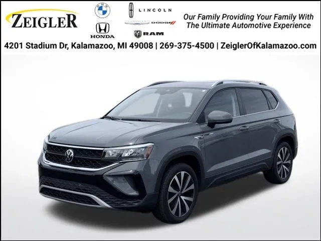 Gray 2022 Volkswagen Taos 1.5T SE for sale in Kalamazoo, MI