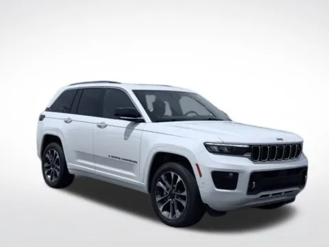 More photos of 2023 Jeep Grand Cherokee Overland at Zeigler BMW of Kalamazoo, MI