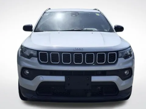 Photos of 2024 Jeep Compass Latitude for sale in Kalamazoo, MI at Zeigler BMW of Kalamazoo