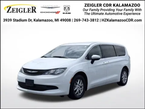 White 2023 Chrysler Voyager LX for sale in Kalamazoo, MI