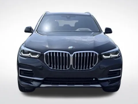 Photos of 2023 BMW X5 xDrive40i for sale in Kalamazoo, MI at Zeigler BMW of Kalamazoo