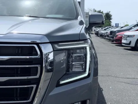 Another view of 2021 GMC Yukon XL SLT for sale in Kalamazoo, MI at Zeigler BMW of Kalamazoo
