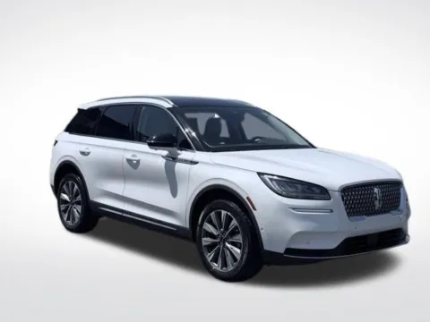 More photos of 2022 Lincoln Corsair Reserve at Zeigler BMW of Kalamazoo, MI