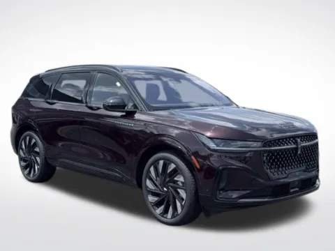 More photos of 2024 Lincoln Nautilus Reserve at Zeigler BMW of Kalamazoo, MI