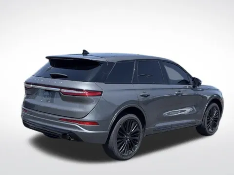 More photos of 2024 Lincoln Corsair Premiere at Zeigler BMW of Kalamazoo, MI