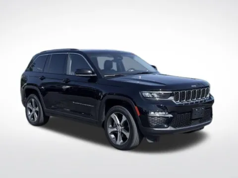 More photos of 2023 Jeep Grand Cherokee Limited at Zeigler BMW of Kalamazoo, MI