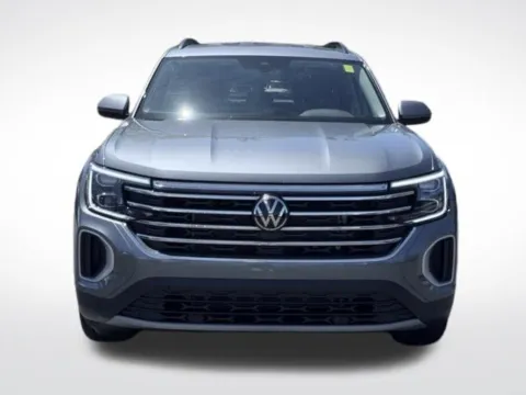 Photos of 2025 Volkswagen Atlas 2.0T SE w/Technology for sale in Kalamazoo, MI at Zeigler BMW of Kalamazoo