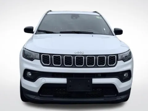 Photos of 2024 Jeep Compass Latitude for sale in Kalamazoo, MI at Zeigler BMW of Kalamazoo