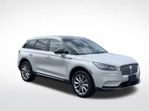More photos of 2022 Lincoln Corsair Standard at Zeigler BMW of Kalamazoo, MI