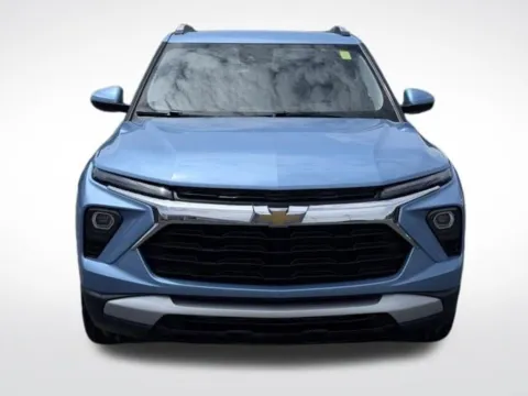 Photos of 2025 Chevrolet TrailBlazer LT for sale in Kalamazoo, MI at Zeigler BMW of Kalamazoo