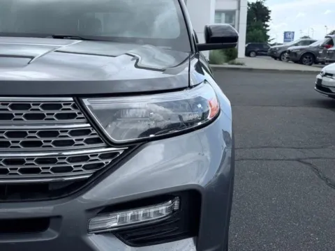 Another view of 2022 Ford Explorer Limited for sale in Kalamazoo, MI at Zeigler BMW of Kalamazoo