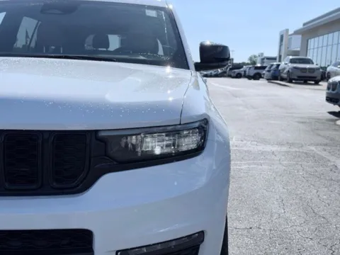 Another view of 2023 Jeep Grand Cherokee L Limited for sale in Kalamazoo, MI at Zeigler BMW of Kalamazoo