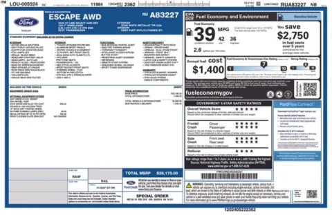 More photos of 2024 Ford Escape Hybrid ST-Line Select at Zeigler BMW of Kalamazoo, MI