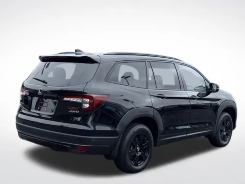 More photos of 2022 Honda Pilot TrailSport at Zeigler BMW of Kalamazoo, MI