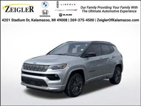 Silver 2022 Jeep Compass Limited for sale in Kalamazoo, MI
