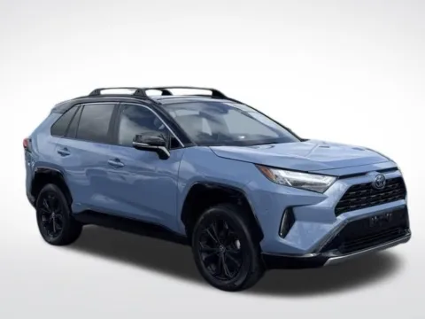 More photos of 2022 Toyota RAV4 Hybrid XSE at Zeigler BMW of Kalamazoo, MI