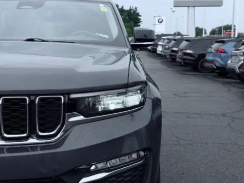 Another view of 2022 Jeep Grand Cherokee Limited for sale in Kalamazoo, MI at Zeigler BMW of Kalamazoo