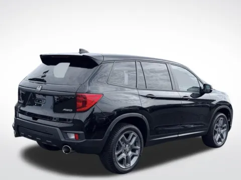 More photos of 2023 Honda Passport EX-L at Zeigler BMW of Kalamazoo, MI