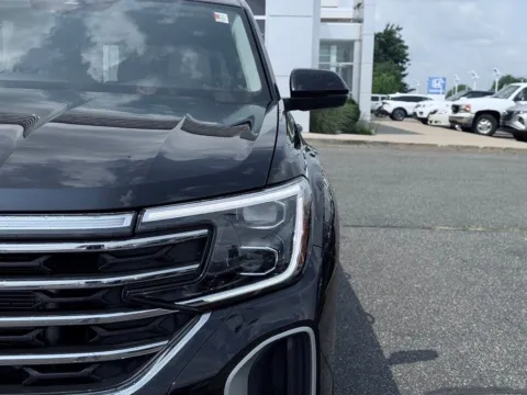 Another view of 2025 Volkswagen Atlas 2.0T SE w/Technology for sale in Kalamazoo, MI at Zeigler BMW of Kalamazoo