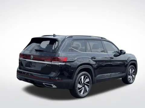 More photos of 2025 Volkswagen Atlas 2.0T SE w/Technology at Zeigler BMW of Kalamazoo, MI