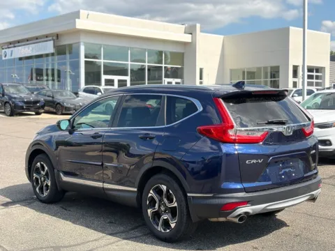 More photos of 2017 Honda CR-V Touring at Zeigler BMW of Kalamazoo, MI