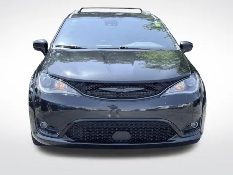 Photos of 2020 Chrysler Pacifica Launch Edition for sale in Kalamazoo, MI at Zeigler BMW of Kalamazoo