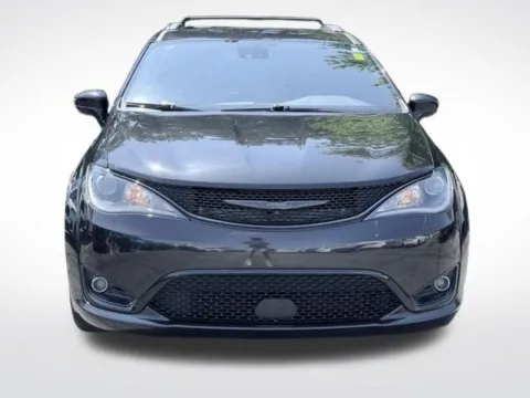 Photos of 2020 Chrysler Pacifica Launch Edition for sale in Kalamazoo, MI at Zeigler BMW of Kalamazoo