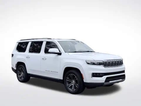 More photos of 2022 Jeep Grand Wagoneer Series I at Zeigler BMW of Kalamazoo, MI