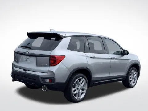 More photos of 2025 Honda Passport EX-L at Zeigler BMW of Kalamazoo, MI