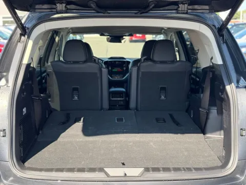 Photos of 2024 Subaru Ascent for sale in Kalamazoo, MI at Zeigler BMW of Kalamazoo