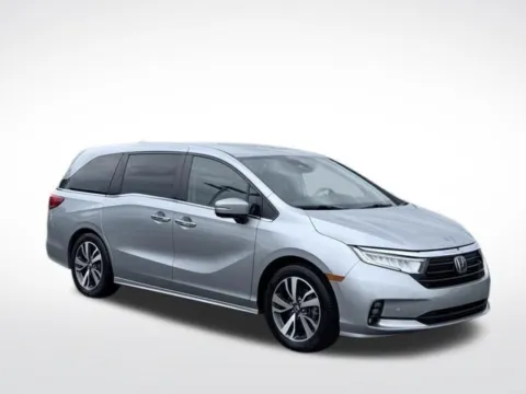 More photos of 2021 Honda Odyssey Touring at Zeigler BMW of Kalamazoo, MI