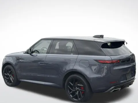 More photos of 2025 Land Rover Range Rover Sport Plug-in Hybrid Dynamic SE at Zeigler BMW of Kalamazoo, MI