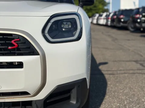 More photos of 2025 MINI Cooper S Countryman Iconic at Zeigler BMW of Kalamazoo, MI