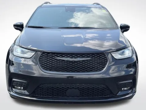 Another view of 2025 Chrysler Pacifica Limited for sale in Kalamazoo, MI at Zeigler BMW of Kalamazoo