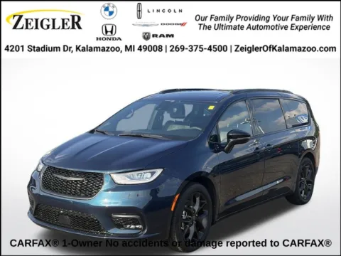 Blue 2025 Chrysler Pacifica Limited for sale in Kalamazoo, MI