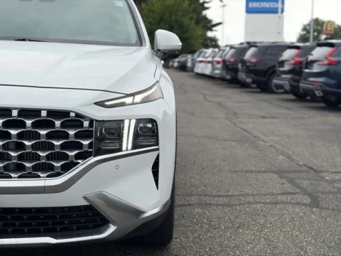 More photos of 2023 Hyundai Santa Fe Limited at Zeigler BMW of Kalamazoo, MI
