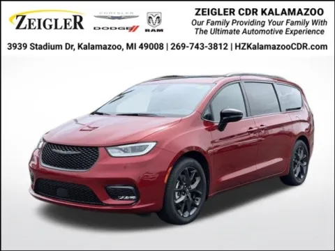 Red 2025 Chrysler Pacifica Limited for sale in Kalamazoo, MI