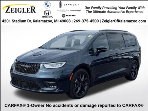 Blue 2025 Chrysler Pacifica Limited for sale in Kalamazoo, MI