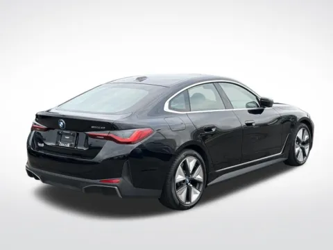 More photos of 2023 BMW i4 eDrive40 at Zeigler BMW of Kalamazoo, MI