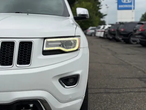 More photos of 2016 Jeep Grand Cherokee Overland at Zeigler BMW of Kalamazoo, MI