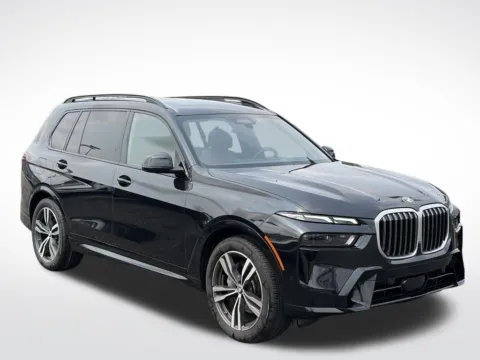 Photos of 2026 BMW X7 xDrive40i for sale in Kalamazoo, MI at Zeigler BMW of Kalamazoo