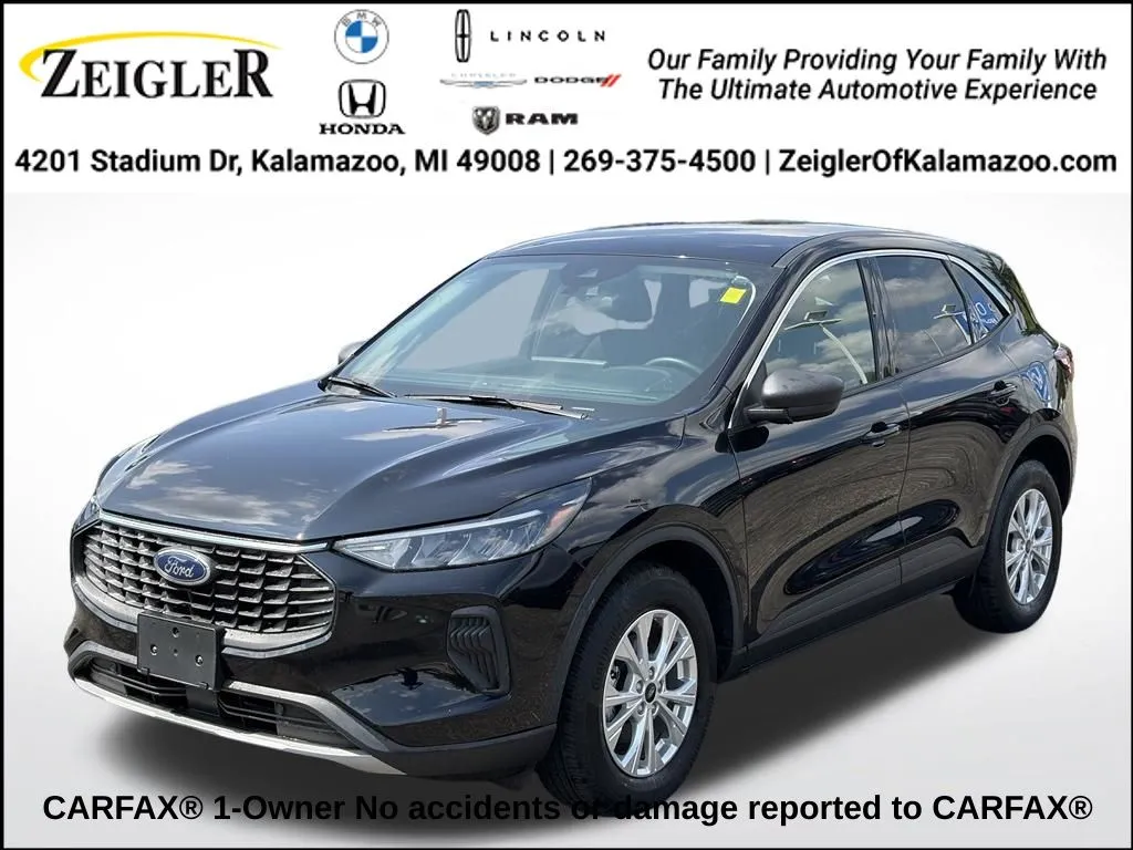 Black 2023 Ford Escape Active for sale in Kalamazoo, MI