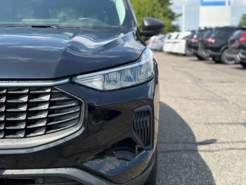 More photos of 2023 Ford Escape Active at Zeigler BMW of Kalamazoo, MI